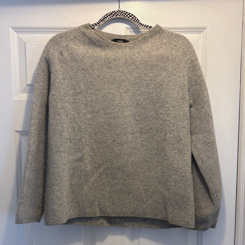 Vince Light Gray Crewneck 100% Cashmere Sweater